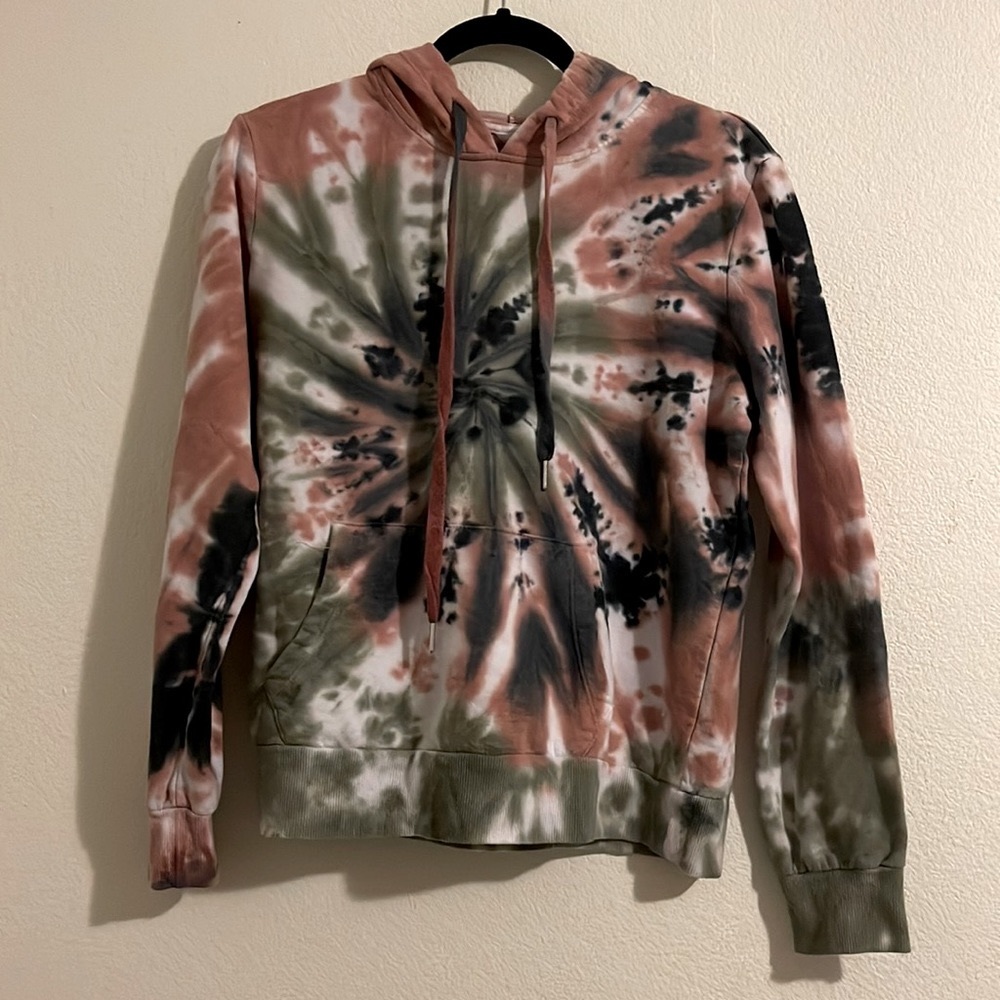The dye hoodie